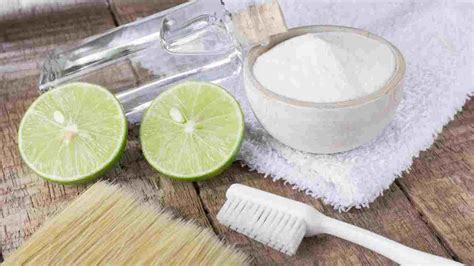 How To Whiten Teeth With Hydrogen Peroxide And Baking Soda