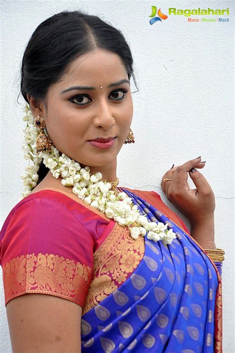 Telugu Tv Serial Actress Sravani Hot Photos Thatpole