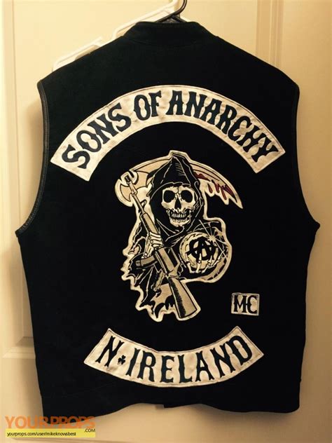 I really can't recommend sons of anarchy enough! Sons of Anarchy Screen Used Biker Vest original TV series ...