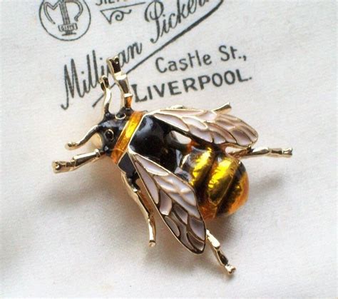 Vintage Retro Style Jewellery Fabulous Enamel Bumble Bee Insect Bug