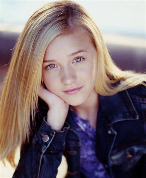 La serie gira attorno al protagonista, l'avvocato nick fallin. Una foto promo di Amanda Michalka per la serie tv The ...