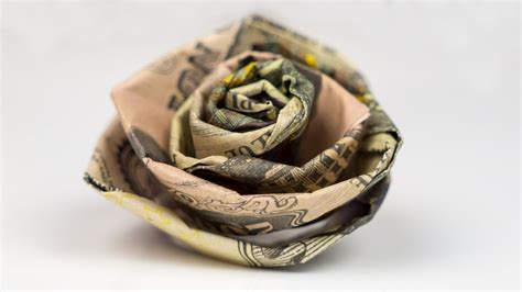 How To Make A Money Origami Rose Out Of Dollar Bills 🌹 Easy Youtube