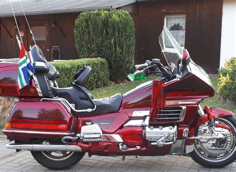 List related bikes for comparison of specs. HONDA GL 1500 GOLDWING