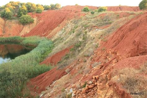 Terra rossa è il ristorante a cisternino dove puoi gustare un buon pasto di qualità in un ambiente elegante e spazioso, utile per passare piacevoli serate in compagnia. La terra rossa - Picture of Cava di Bauxite, Otranto ...