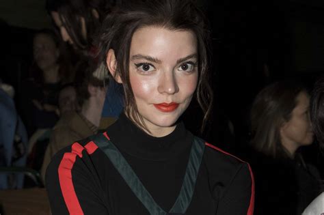 It's a tour de force performance that honestly should've earned her more praise. Anya Taylor-Joy on Shyamalan's 'Glass,' why she wants to ...