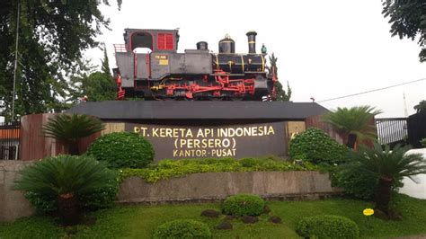 Kami insan pt kereta api indonesia (persero) memiliki kemampuan dan penguasaan dalam bidang pengetahuan yang terkait dengan pekerjaan, mampu menguasai untuk menggunakan, mengembangkan, membagikan pengetahuan yang terkait dengan pekerjaan kepada orang lain. Lowongan Bumn Kereta Api - Ndang Kerjo