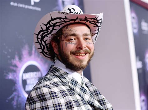 A Guide To Post Malone S Tattoos And What They Mean Trendradars