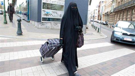 Crociata Del Veneto Contro Burka E Niqab Il Mattino Di Padova