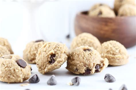 Low Sugar Chocolate Chip Cookie Dough Bites Milk And Honey Nutrition