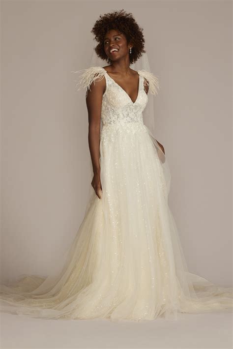 Fall 2022 Wedding Dress Trends And New Bridal Collections Davids