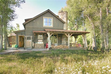 List of all current fishing land, cabin, log homes, riverfront and lakefront properties for sale located in colorado. A fishing camp get away spot in Colorado | River cabin ...