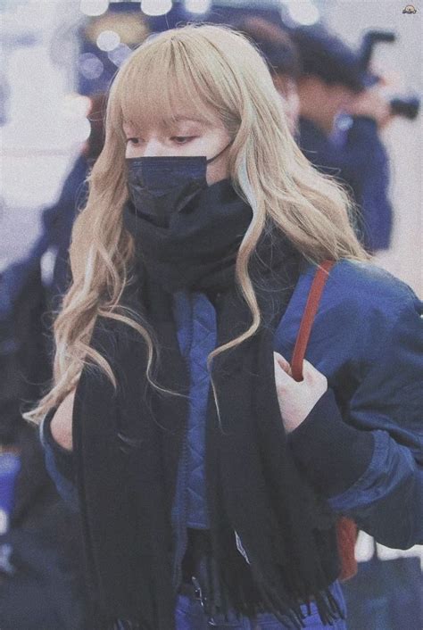 Blackpink Lisa Lalisa Manoban Aesthetic Edit Wallpaper Kpop K Pop