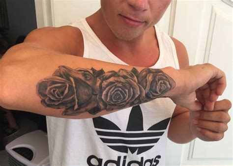 In fact, you really can't go wrong getting arm inner arm tattoos are another favorite for guys. 125 Best Arm Tattoos For Men | Cool arm tattoos, Arm ...
