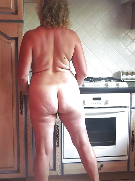Xxx Naked In The Kitchen