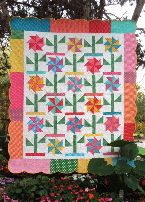One woman's vision forever transformed our notion of a garden. Gracie's Garden Quilt Pattern | Etsy | Flower quilts