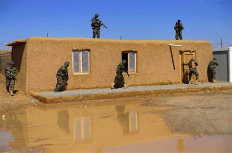 PBB: Banyak Warga Afghanistan Tewas oleh Pasukan AS ...