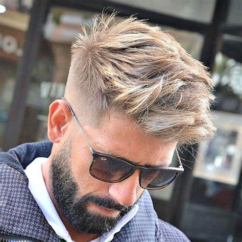Apr 02, 2021 · ultimately, this long comb over with a low fade haircut on the sides is versatile and modern, allowing guys to change up their look and style different hairstyles throughout the week, including a quiff, slick back, fringe, faux hawk, or messy look. 50+ Tasteful Quiff Haircut Ideas - Men Hairstyles World