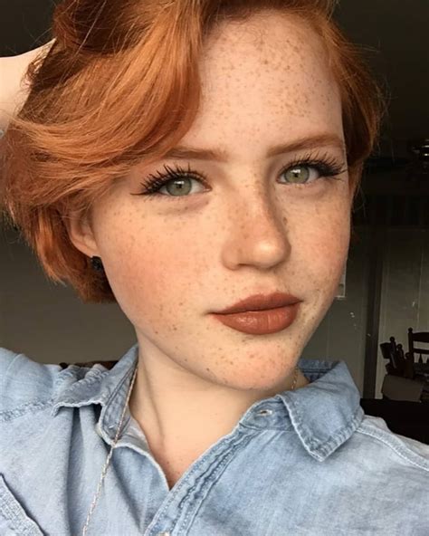 Beautiful Freckles Beautiful Red Hair Gorgeous Redhead Hair Color Auburn Auburn Hair