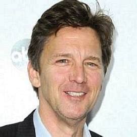 Andrew mccarthy age is something he has never tried to hide. Who is Andrew McCarthy Dating Now - Wife & Biography (2020)