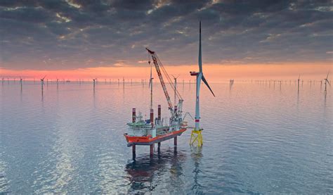 The array of turbines will be located between the long sand and deep knock sandbanks. Contracting Approach - Moray East Offshore Wind Farm