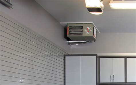 Luckily there are a number of things that can keep your garage cool. Garage Doors | Simple Ways to Keep the Garage Cooler in ...