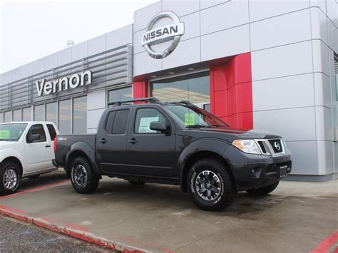 Frontier is due for a complete redesign but it looks like nissan is waiting for another couple years before it gets an overhaul. 2015 Nissan Frontier PRO 4X - YouTube