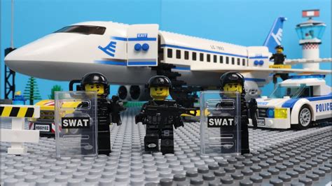 lego swat the plane robbery 🚔🛫 youtube