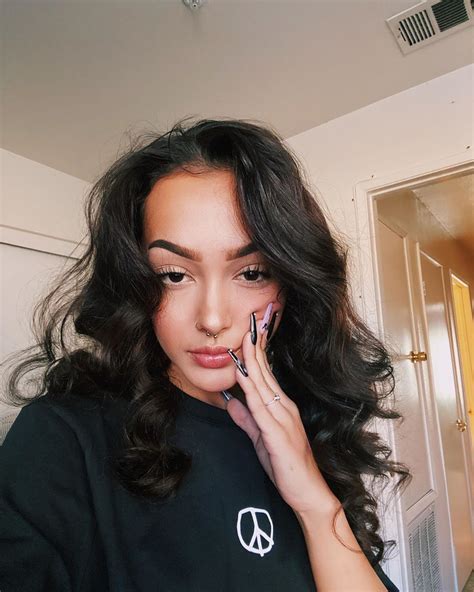 Impresionantes Fotografías De Ona Insta Tiktok Star Fotos De Instagram De Ona Linda Ona