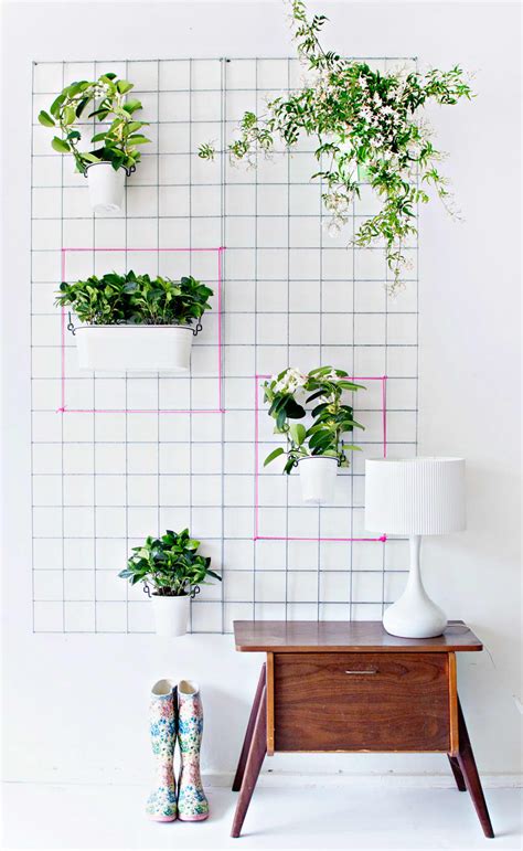 This economic unit is simple and effective but it requires more attention from the gardener. 15 Indoor Garden Ideas for Wannabe Gardeners in Small ...