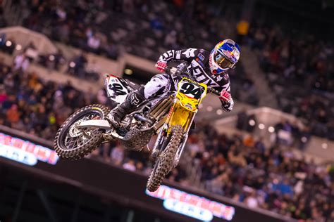 «that's what we call a head to head. Unsung Hero: Roczen and Tomac - Supercross - Racer X Online