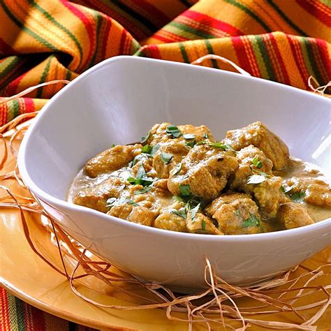 Panang refers to the island of penang in northern malaysia bordering southern thailand. Chicken Curry (चिकन (मुर्गी) करी, కోడి కూర, கோழி கறி ...