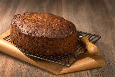 All the way back in 18th and 19th century ireland, the big market (or the margadh mór as gaeilge) kickstarted the countdown to christmas. Traditional Irish Christmas Cake