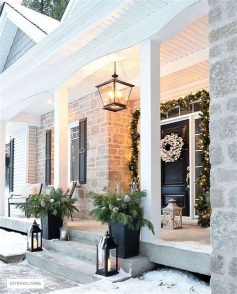 30 Stunning Winter Porch Decor Ideas That You Will Like Magzhouse