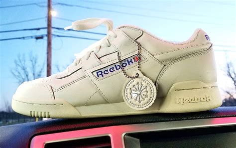 Price date first available : Avis Reebok Workout Plus 1987 TV Beige Chalk Paperwhite ...