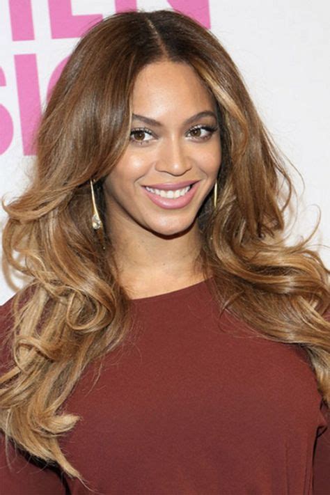 Caramel brown wavy hair Beyonce Beyoncé Layered hair Beyonce hair