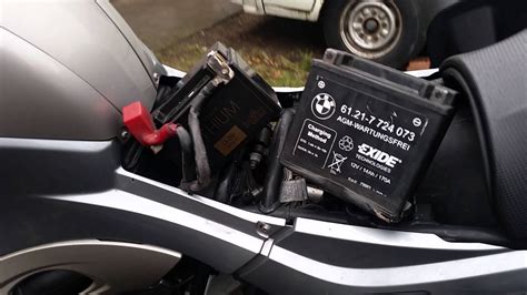 Prepping an '04 bmw r1200c for tank removal and battery installation. BMW R1200 lithium battery. - YouTube