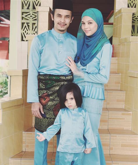 Lucu zahiril adzim tolong isteri menguruskan rumahtangga, tp sweet kan??? Gambar Raya Zahiril Adzim, Shera Aiyob Dan Anak Mereka ...