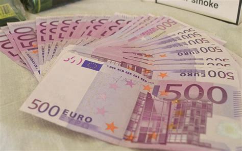 Greece's 500-euro-note bank run | Business | ekathimerini.com