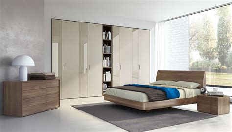 Scopri le offerte per camere da letto complete a prezzi scontati ed economici. Camere da Letto Moderne - Modello Lineup | Spar