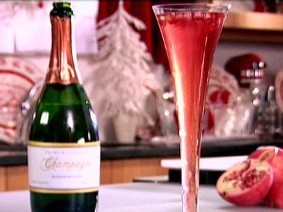 Champagne cocktails ~ what kind of champagne to buy. Snowtini | Recipe (With images) | Cocktail drinks recipes ...