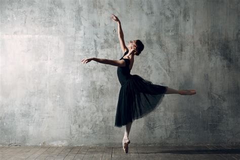 Premium Photo Ballerina Female Young Beautiful Woman Ballet Dancer
