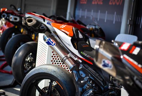 Buy gear locally or online? Every Motorcycle Exhaust Manufacturer - 2019 Updates ...