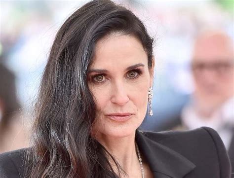 The 'striptease' star took to instagram to share a video of her carrying a handful of books wearing a casually chic outfit. Demi Moore Net Worth 2021, Bio, Age, Height, Husband, Kids ...