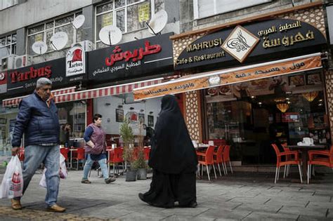 Arabic Signs Face Removal Threat In Istanbul S Little Syria