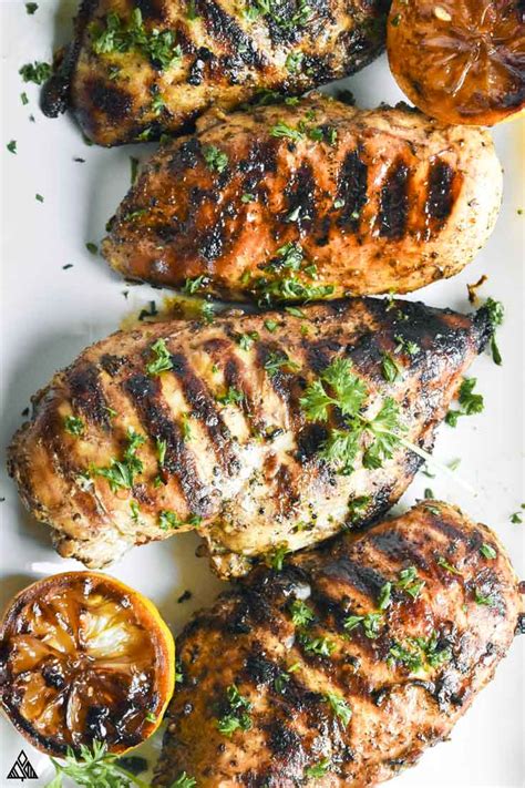 179 calories | 11g fat. Mediterranean Chicken Marinade (Keto + Low Carb!) - Keto ...