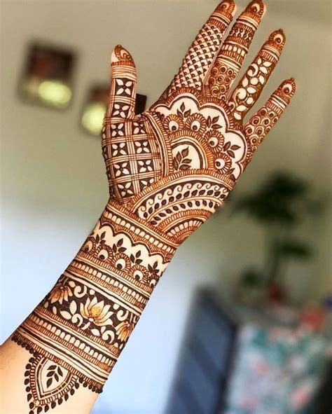 18 Best Hyderabadi Mehndi Designs Images You Should Try In 2020