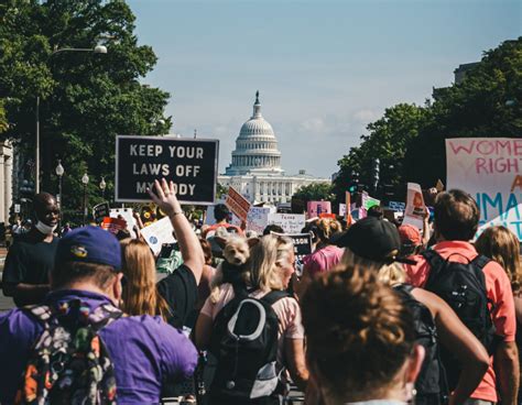 Rallying For Reproductive Rights Aauw Empowering Women Since 1881