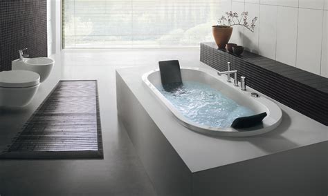Here are nine gorgeous bathtubs to make your bath time feel like a spa excursion. Beautiful Bathtubs by BluBleu