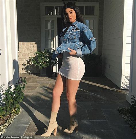 Kylie Jenner Shows Off Her Lithe Legs And Firm Derrière In Sultry