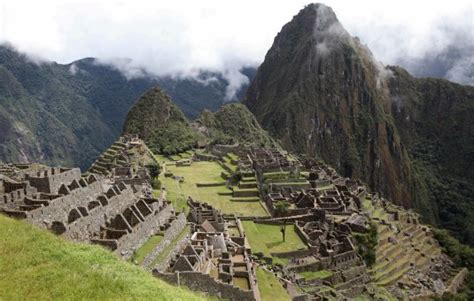 6 Tourists Accused Of ‘attack At Machu Picchu Arrested After Feces Found